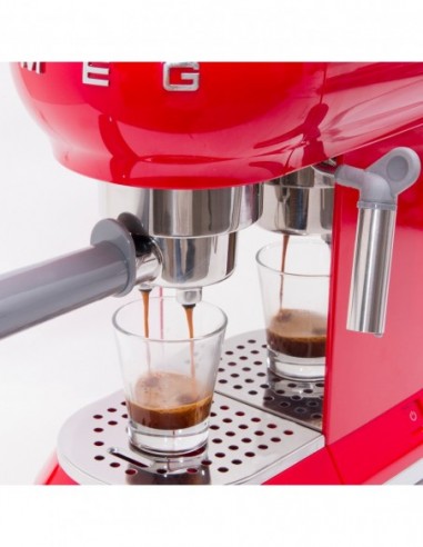 EXPRESSO SMEG ECF01 RDEU ROUGE