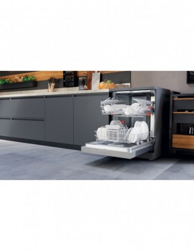 LAVE VAISSELLE HOTPOINT HFC3C33WX